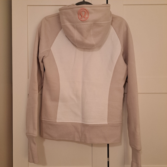 Lululemon zipper sweater with hood ☔️ - Picture 2 of 5